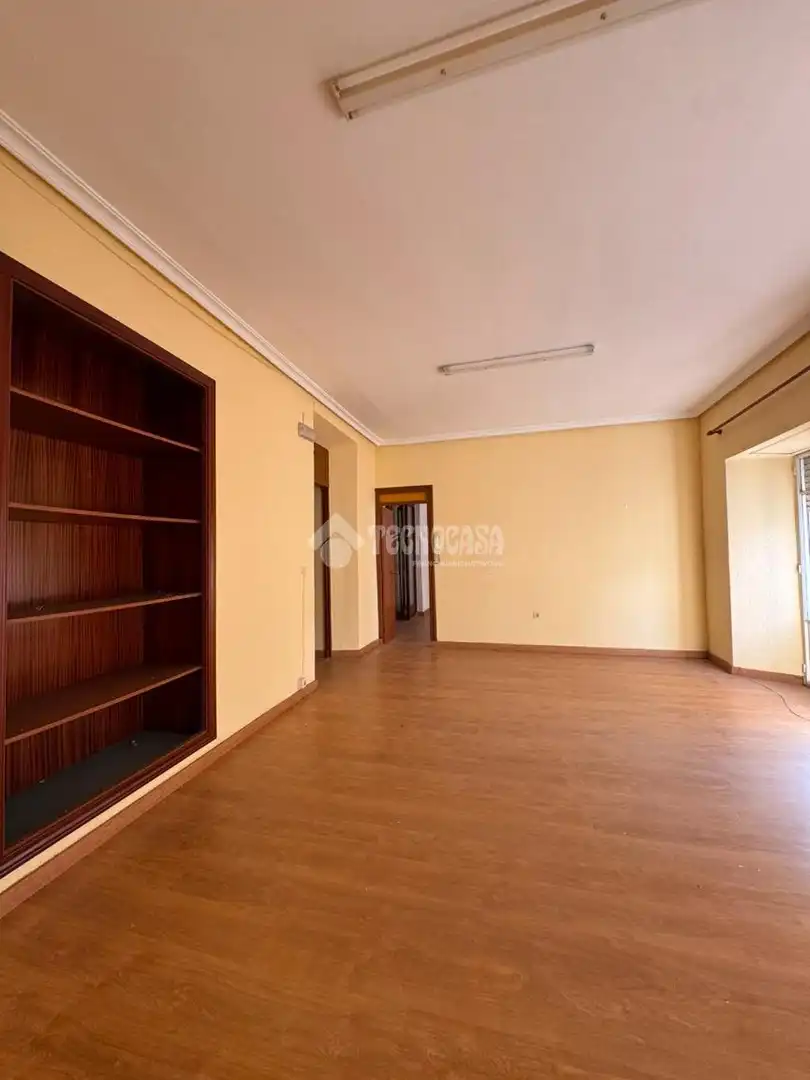 Residenziale in vendita a Casco Antiguo, imagen 2