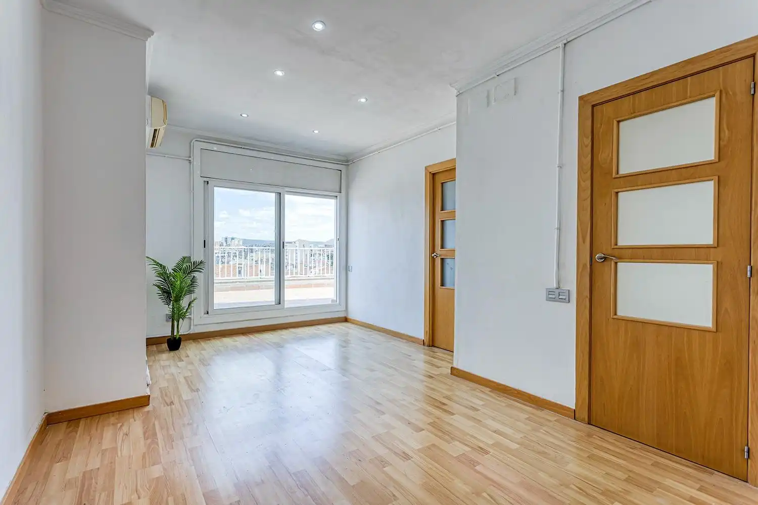 Dormitori de Àtic en venda en Igualada amb Aire condicionat, Parquet i Terrassa