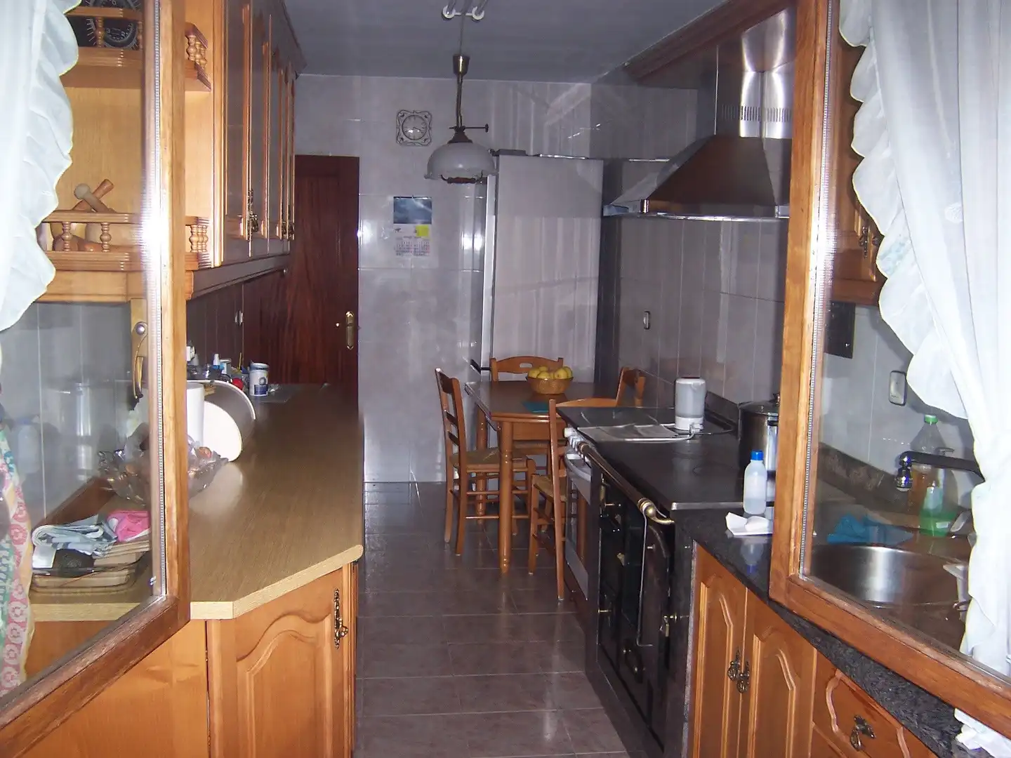 Cuina de Casa o xalet en venda en Luena  amb Jardí privat, Terrassa i Moblat