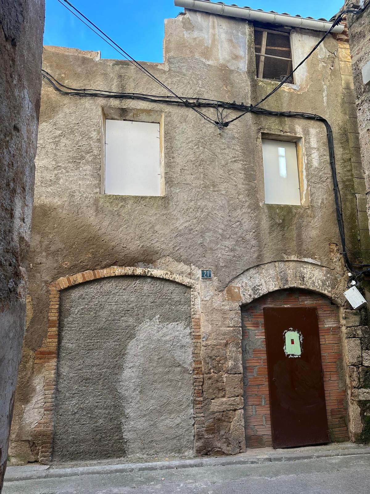 Exterior view of Single-family semi-detached for sale in Sant Quintí de Mediona