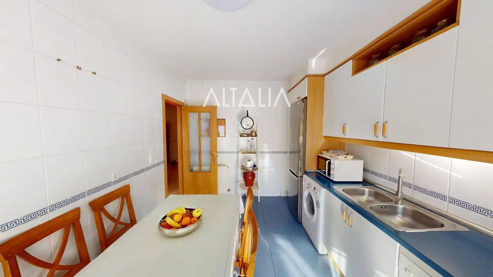 Cocina de Casa adosada en venta en Cuenca con Calefacción, Piscina y Piscina comunitaria