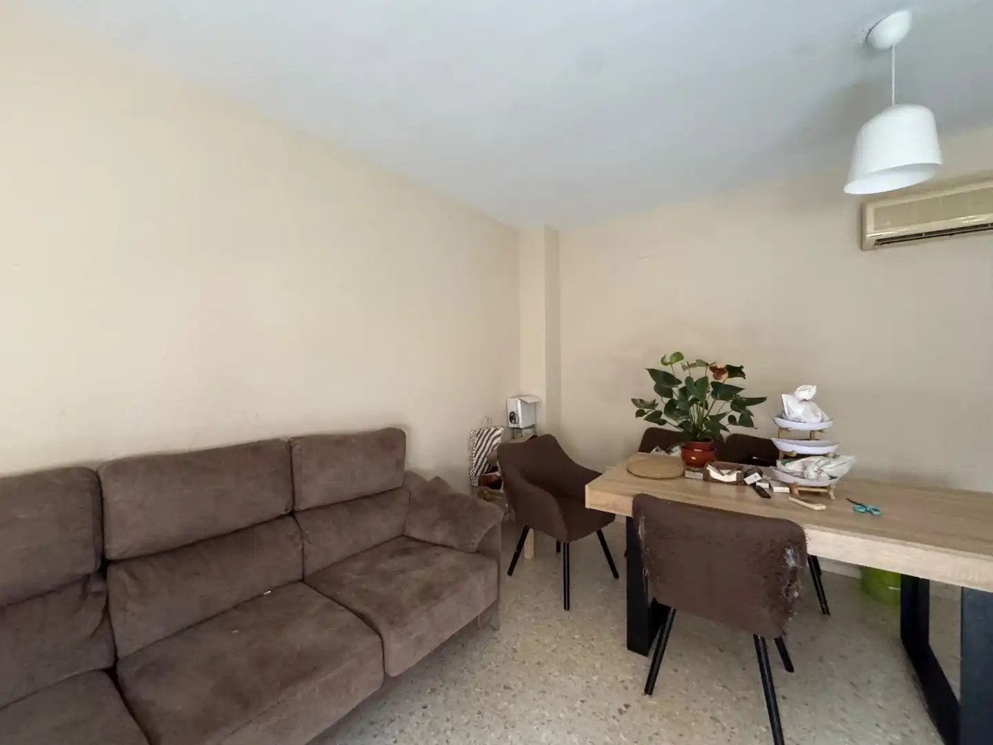 Sala de estar de Piso en venta en Sevilla con Terraza y Trastero