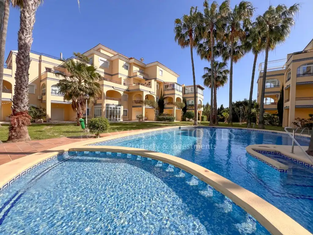 Apartments for sale in Carrer Llac Baikal, 3, L'Almadrava - L'Estanyó