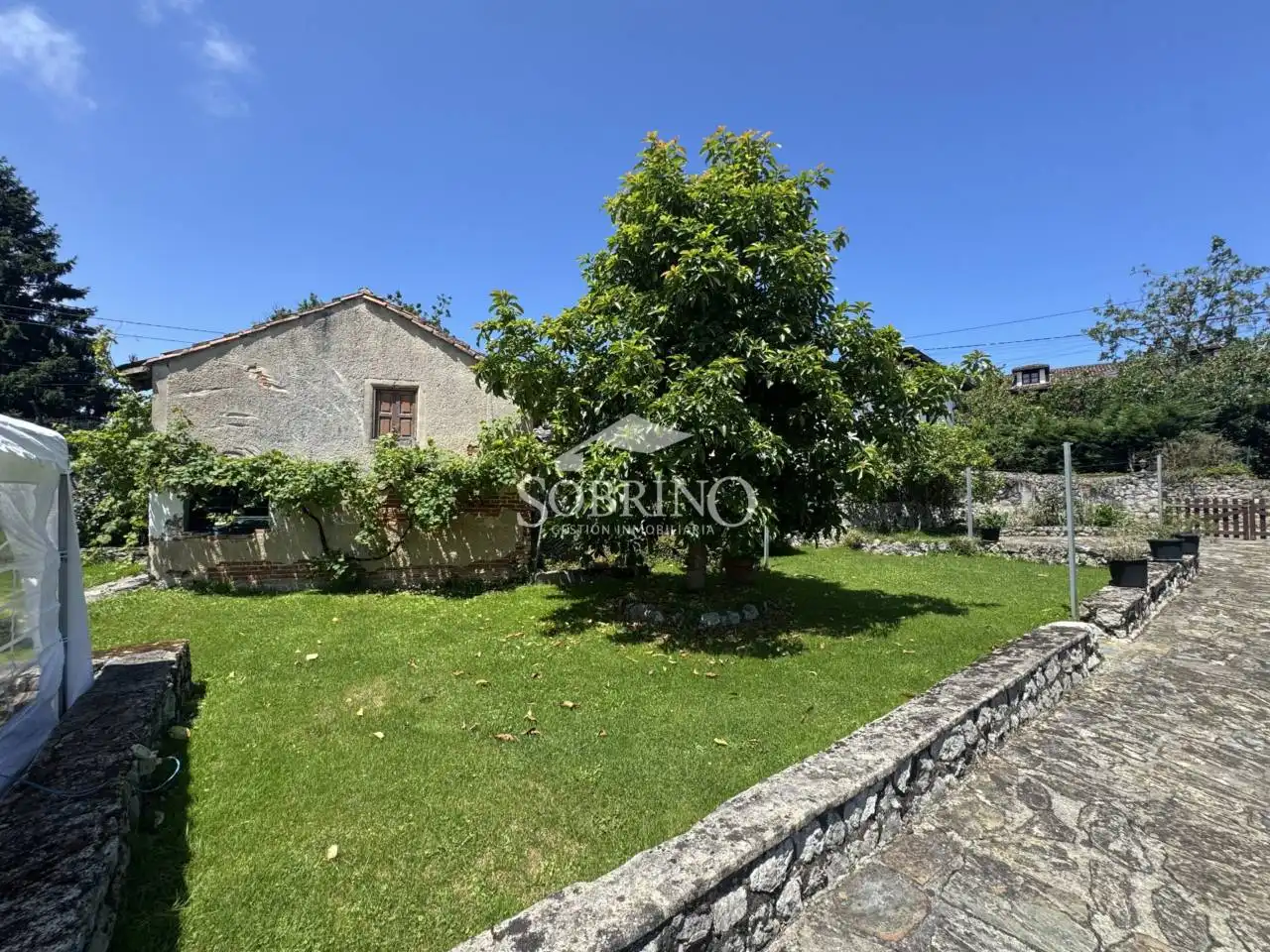 Casa o xalet en venda en Llanes amb Calefacció i Jardí privat