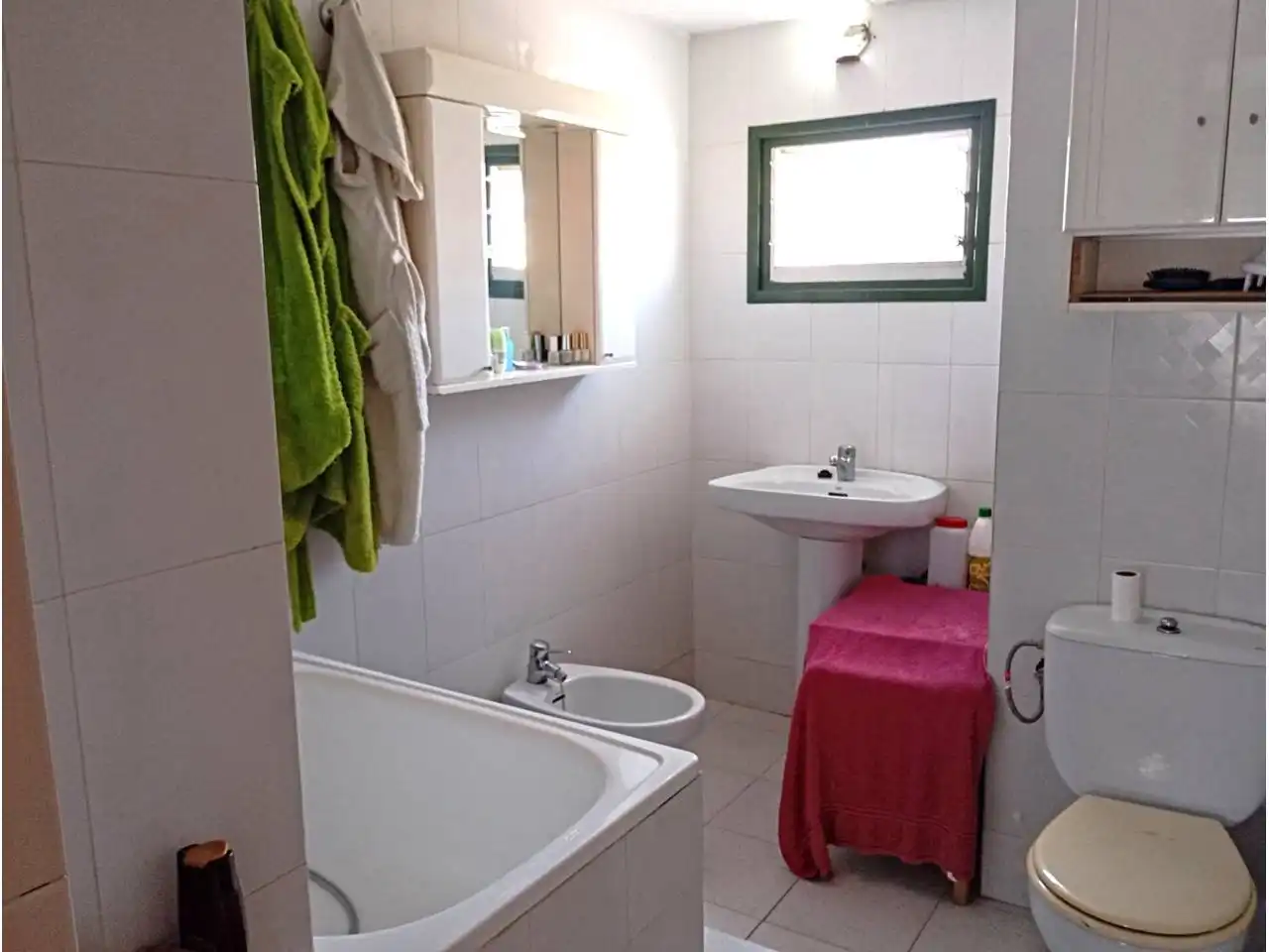 Bany de Casa o xalet en venda en Cunit amb Calefacció, Jardí privat i Terrassa