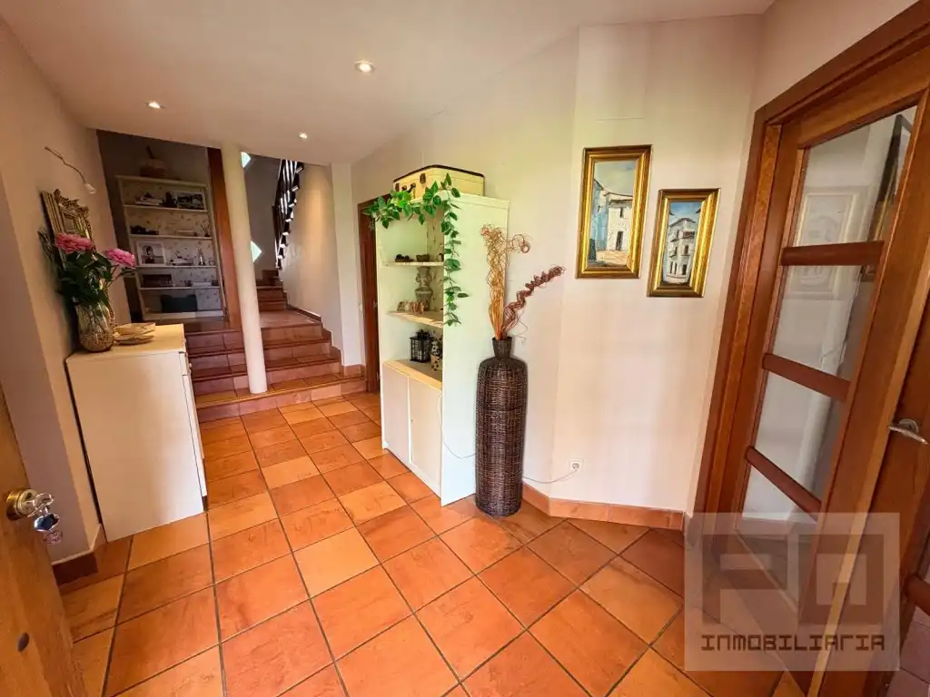 Haus oder Chalet zum Verkauf in Las Navas del Marqués  mit Ofen, Waschmaschine und Mikrowelle