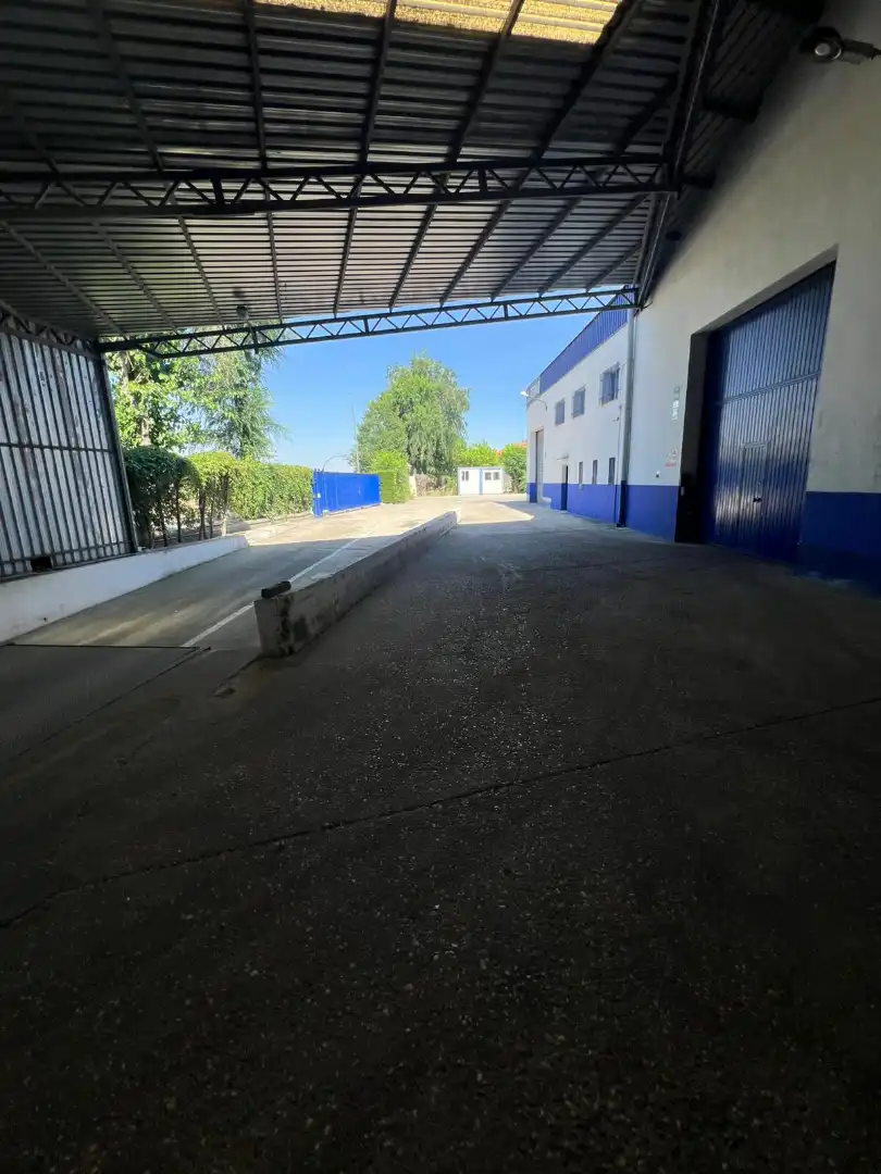 Aparcament de Nau industrial de lloguer en Ontígola