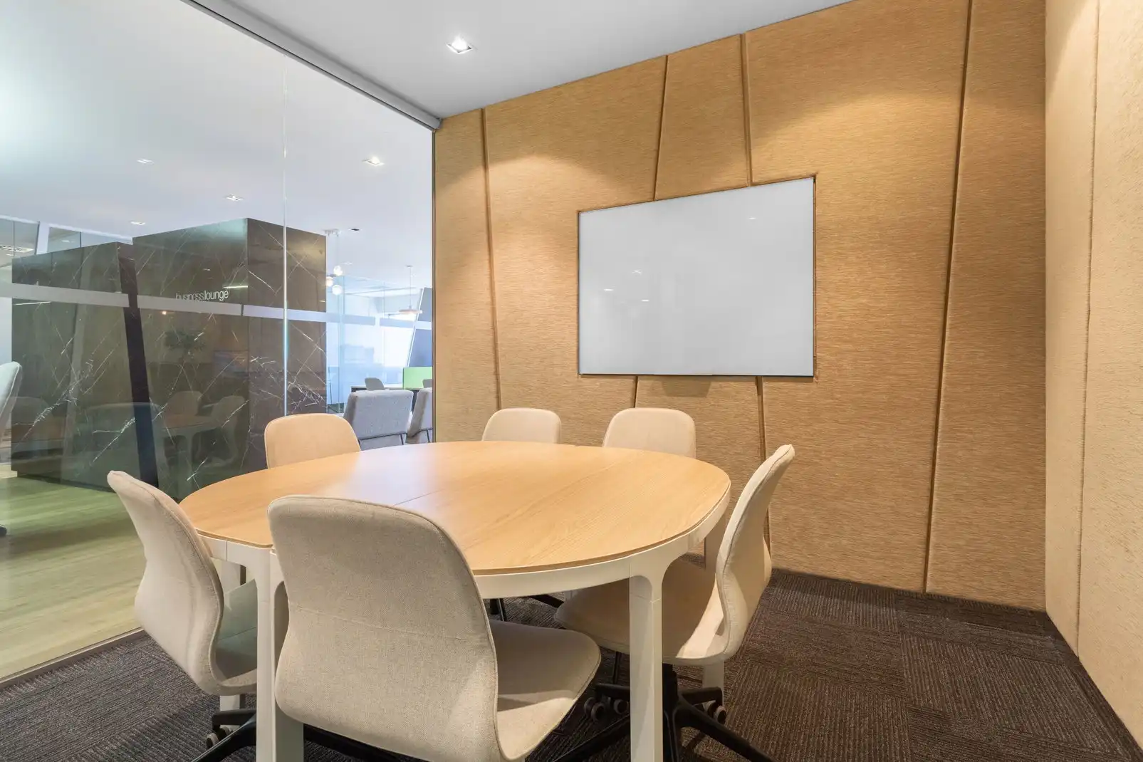 Büro zur Miete in Cornellà de Llobregat mit Klimaanlage, Heizung und Möbliert