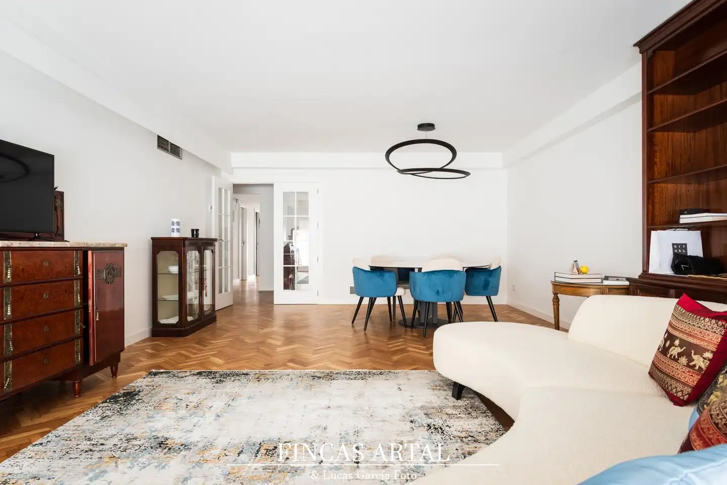 Sala d'estar de Pis en venda en Zaragoza amb Aire condicionat, Calefacció i Parquet