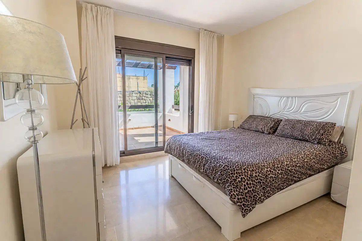 Appartement compact avec piscine à vendre à La Alcaidesa, imagen 5