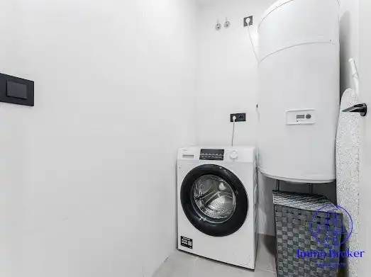 Baño de Piso en venta en Adeje con Aire acondicionado, Trastero y Amueblado