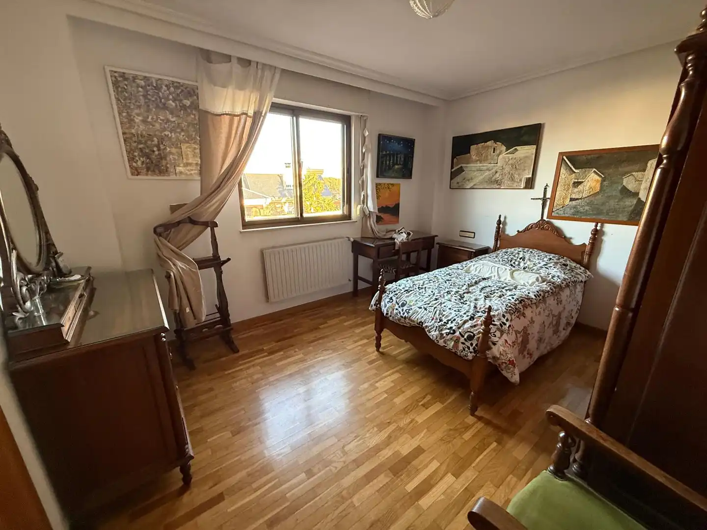 Dormitori de Casa o xalet en venda en Santa Marta de Tormes