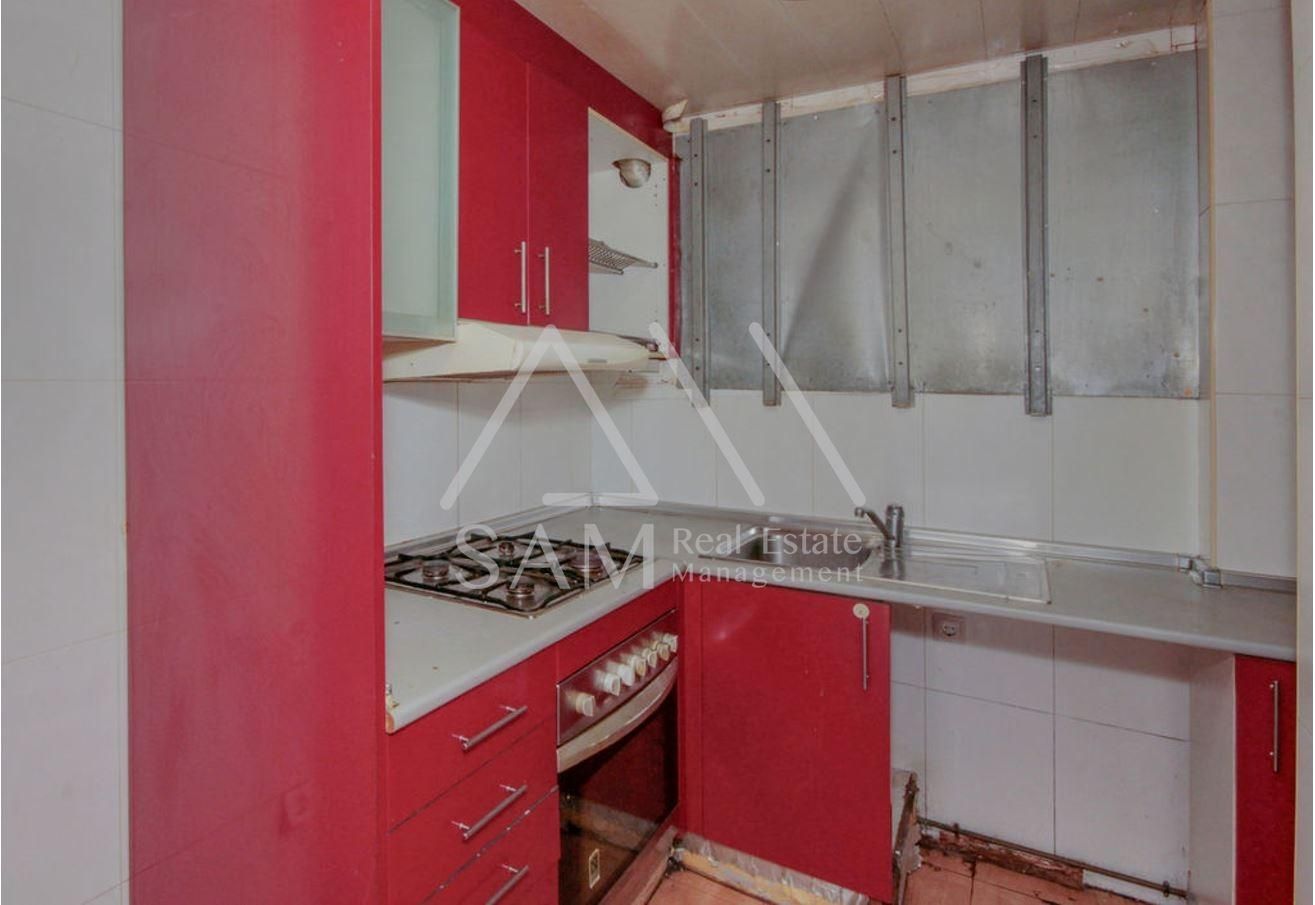 Cuina de Planta baixa en venda en  Barcelona Capital