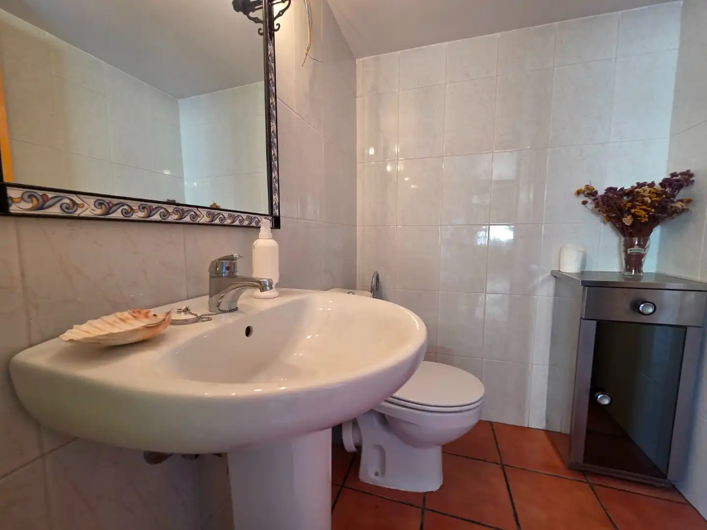 Bathroom of Houses for sale in Castrillo del Val  with Heating, Private garden and Parquet flooring