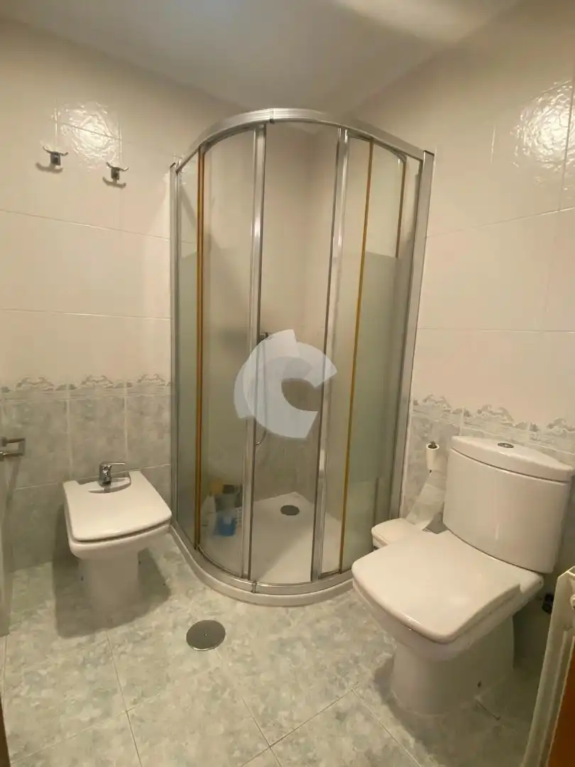 Baño de Piso en venta en Barbadás con Calefacción y Parquet