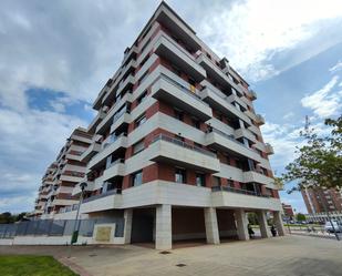 Vista exterior de Oficina en venda en  Logroño amb Aire condicionat i Terrassa