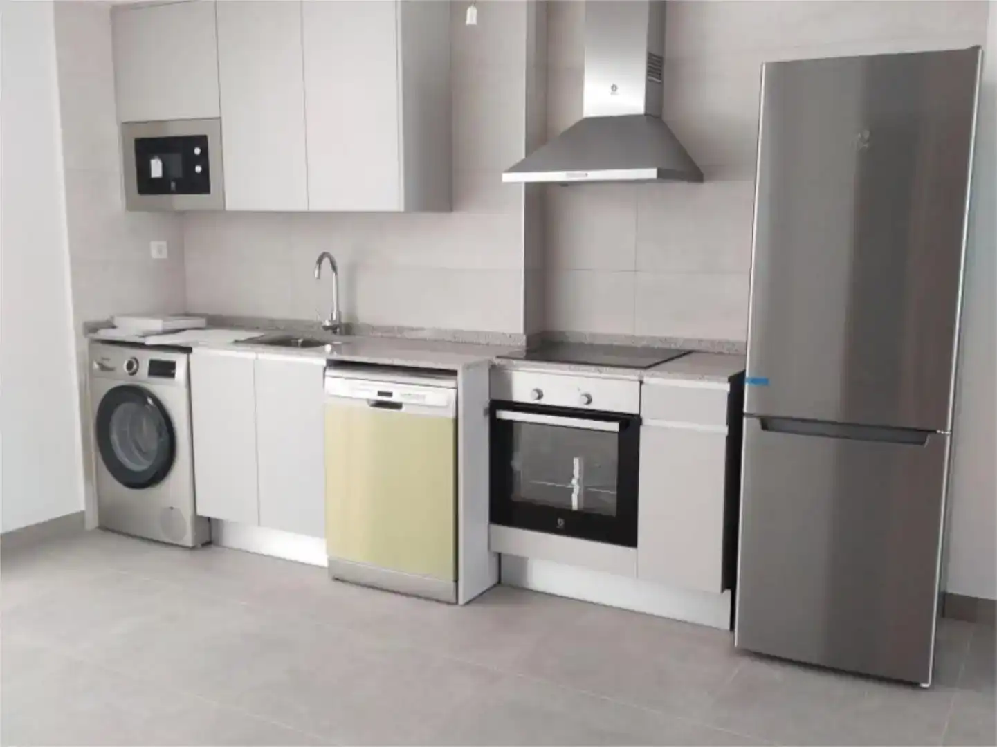 Kitchen of Flat for sale in La Puebla de Alfindén, Zaragoza