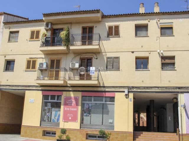Local comercial en Venta en LHOSTAL en Estivella