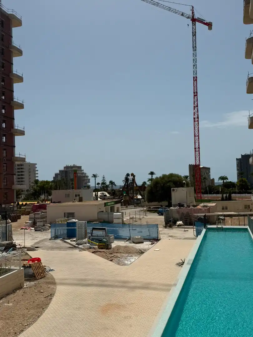 Vista exterior de Pis en venda en Calpe / Calp amb Calefacció, Parquet i Terrassa