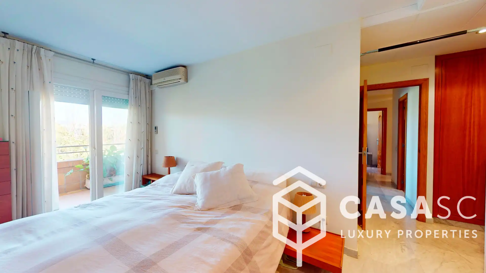 Bedroom of Attic for sale in Sant Cugat del Vallès  with Air Conditioner, Heating and Parquet flooring