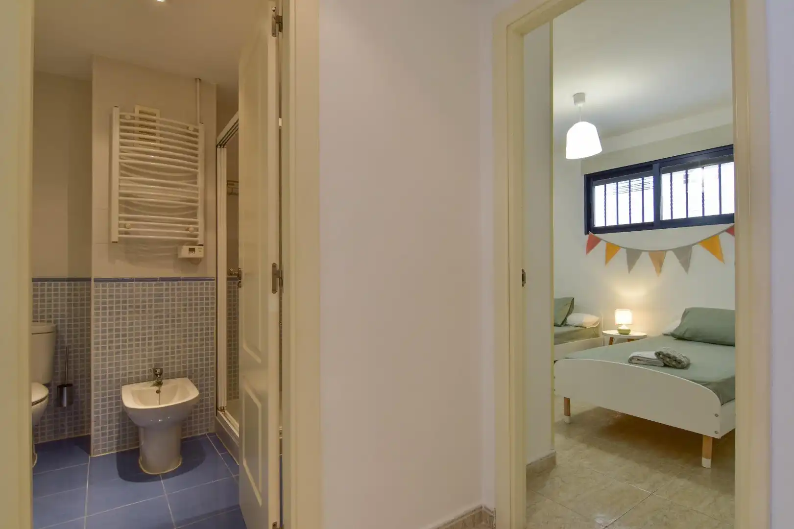 Baño de Piso de alquiler en Puçol con Aire acondicionado, Jardín privado y Terraza