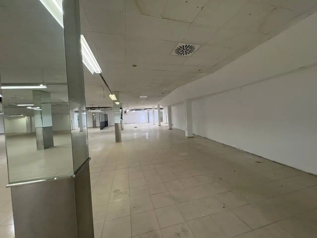Local comercial de lloguer a Avenida Andalucía, imagen 6