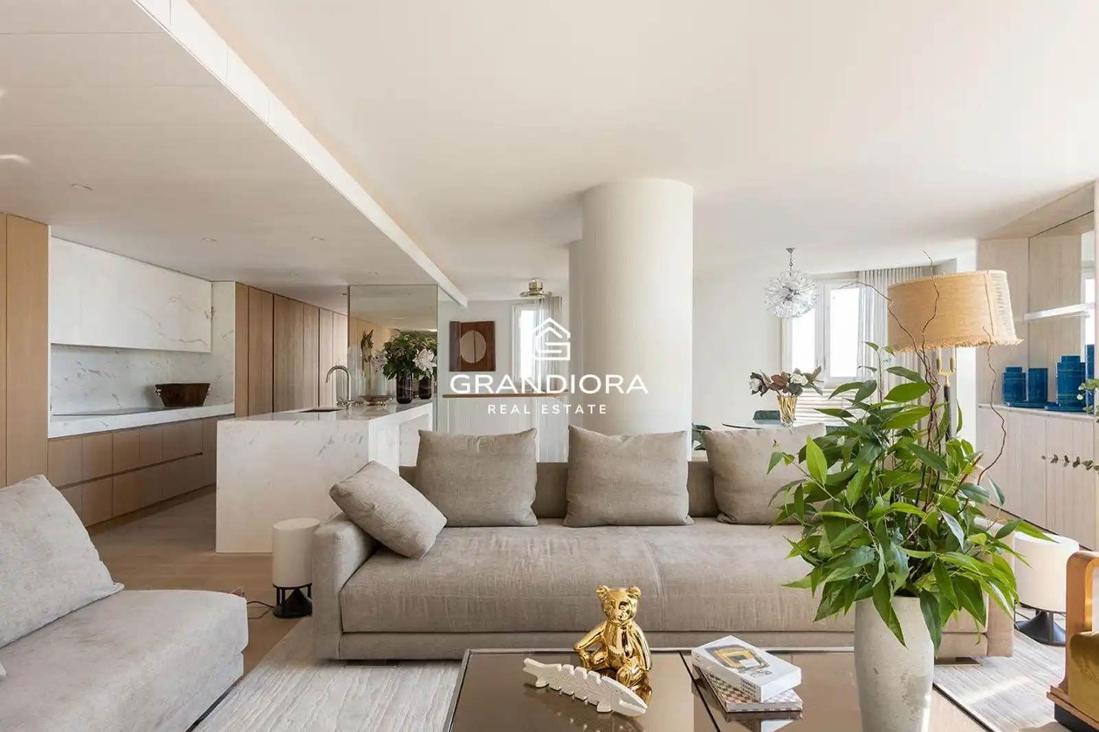 Sala de estar de Ático en venta en Barcelona con Terraza, Amueblado y Alarma