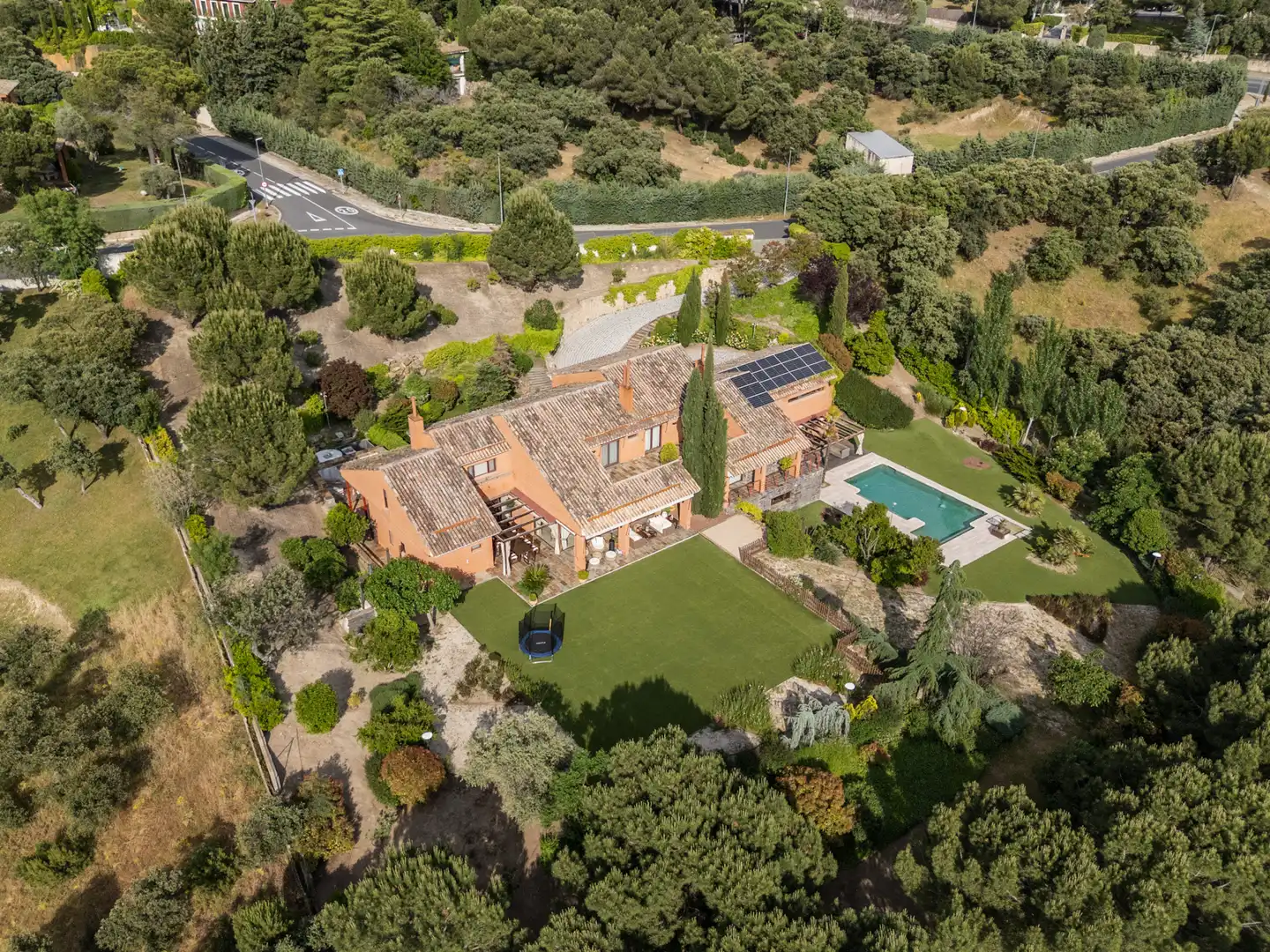 Jardí de Casa o xalet en venda en Las Rozas de Madrid amb Aire condicionat, Calefacció i Jardí privat