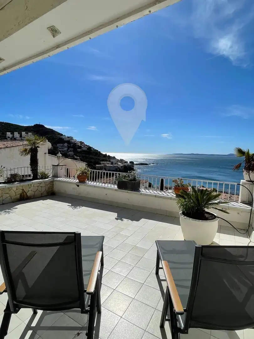 Piso en venta en de Santa Barbara, Almadrava - Canyelles - Puig-Rom