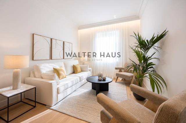 Piso en Venta en Calle de Máiquez en Ibiza de Madrid