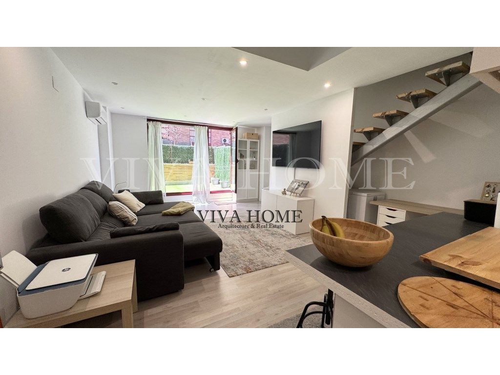 Sala d'estar de Loft en venda en  Madrid Capital