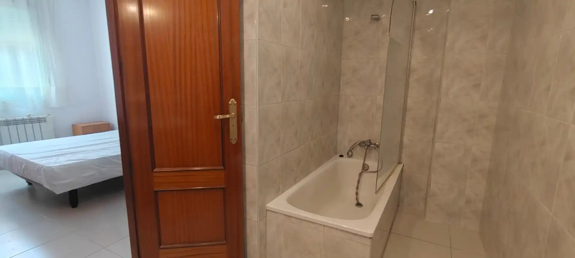 Badezimmer von Wohnung zur Miete in Granada mit Terrasse und Möbliert