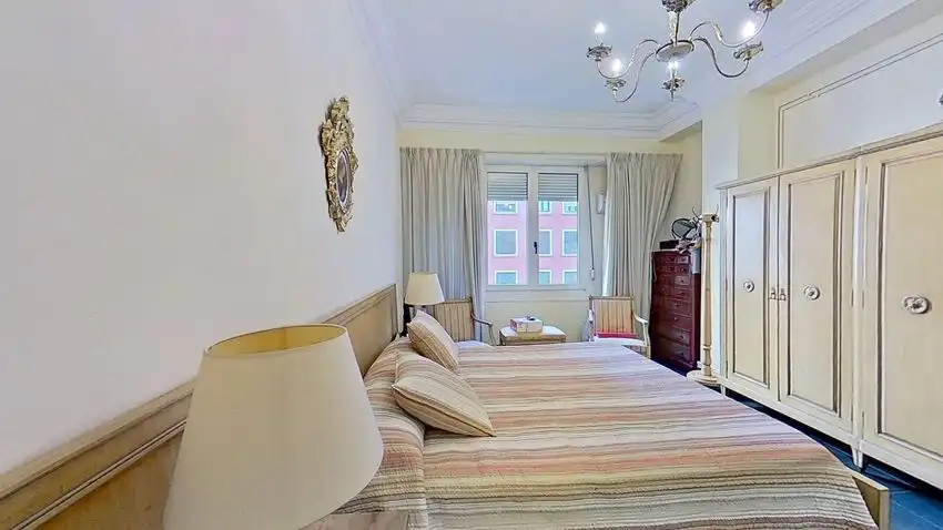 Bedroom of Flat for sale in Ciutat Vella 