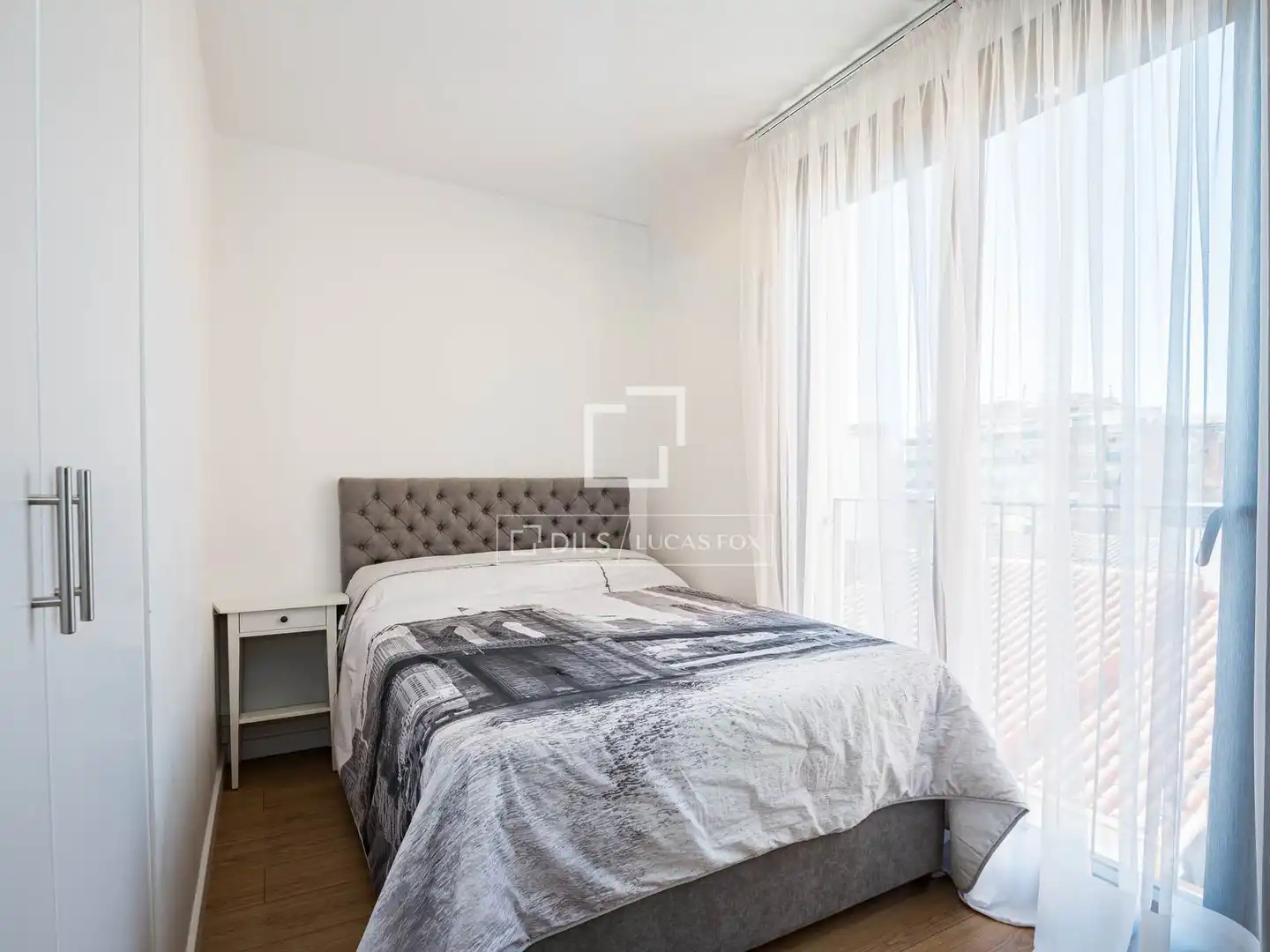 Schlafzimmer von Wohnung zum Verkauf in Sant Cugat del Vallès mit Klimaanlage, Heizung und Terrasse