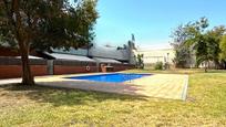 Piscina de Pis en venda en Sant Boi de Llobregat amb Aire condicionat i Terrassa