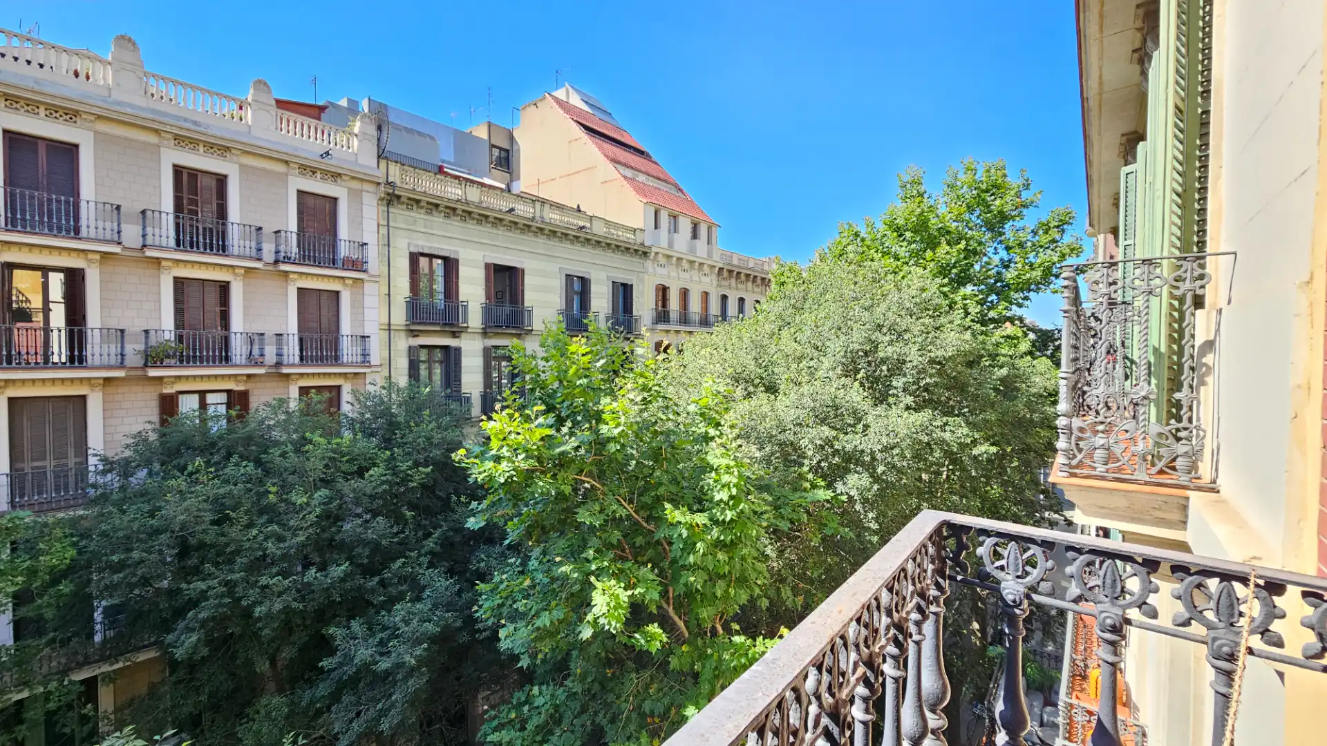 Terrasse von Büro zur Miete in Barcelona mit Heizung und Internet