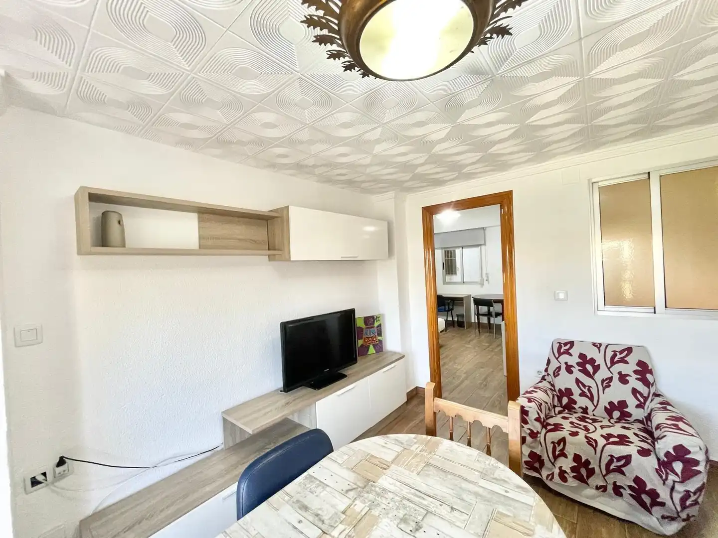 Sala d'estar de Pis de lloguer en Granada amb Terrassa, Moblat i Balcó