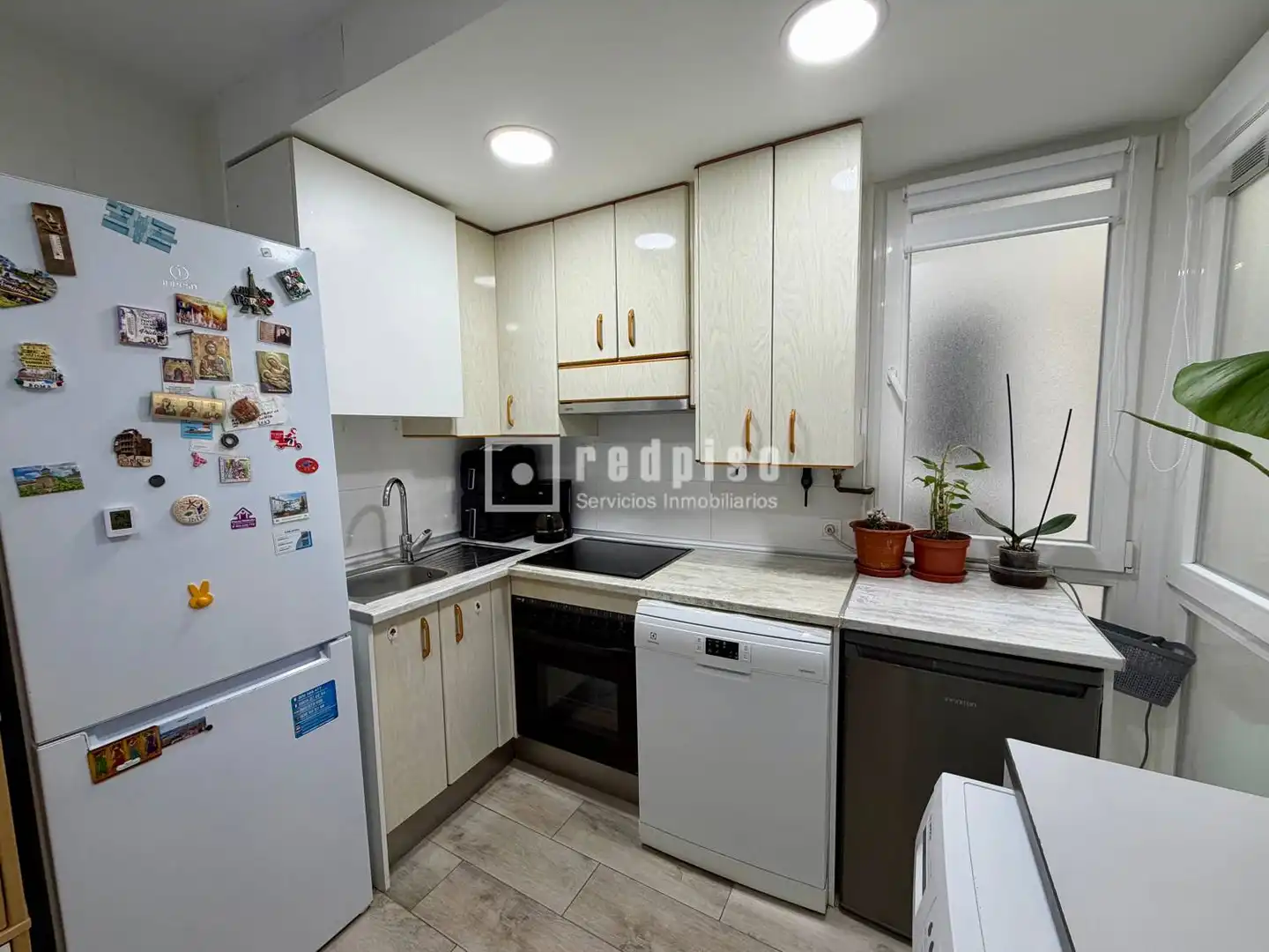 Flat with garden for sale in de Camarena, imagen 4