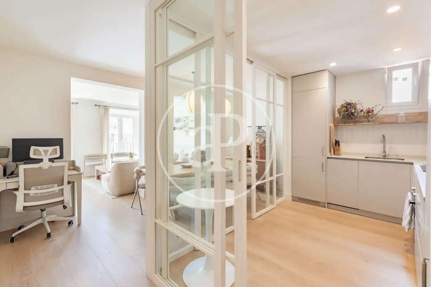 Flat for sale in Madrid  with Air Conditioner, Heating and Storage room