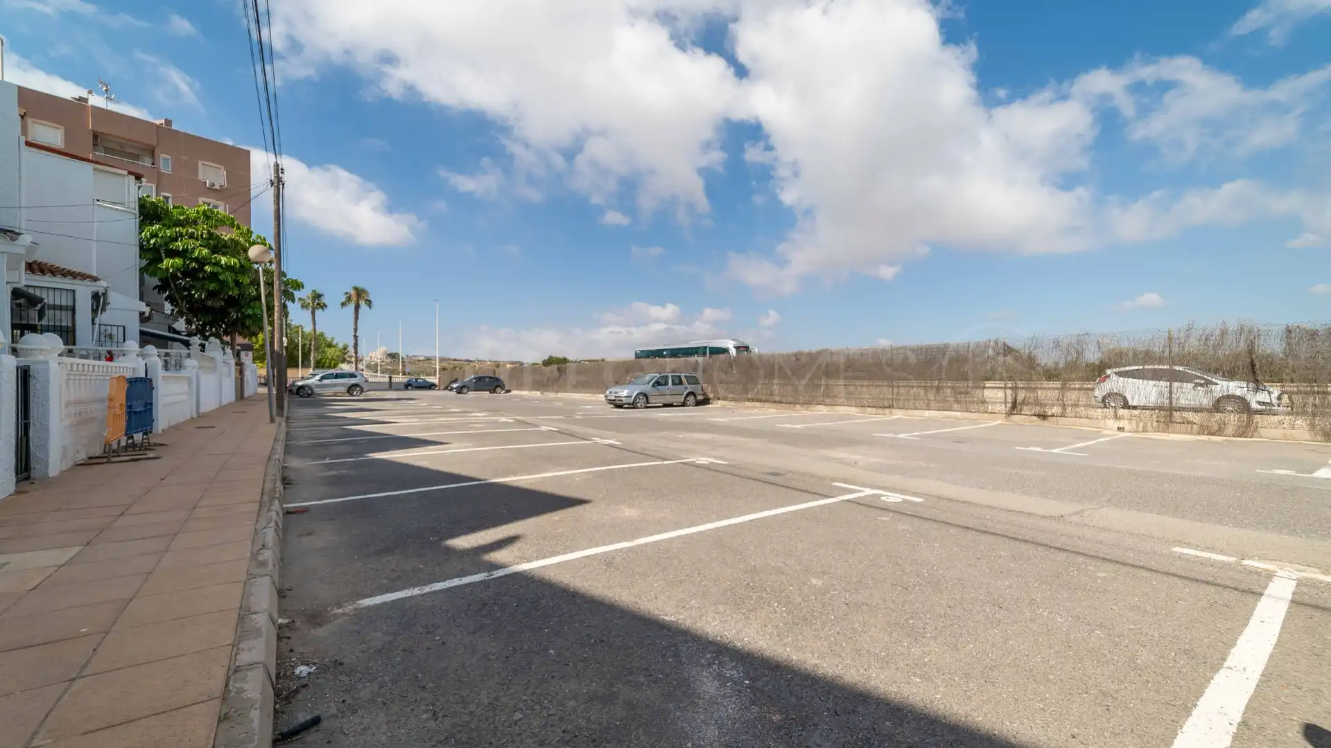 Parking of Detached homes for sale in Torrevieja  with Terrace, Furnished and Oven