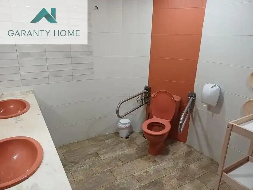 Business premises for transfer in Calle Calle Salvador Allende, imagen 39