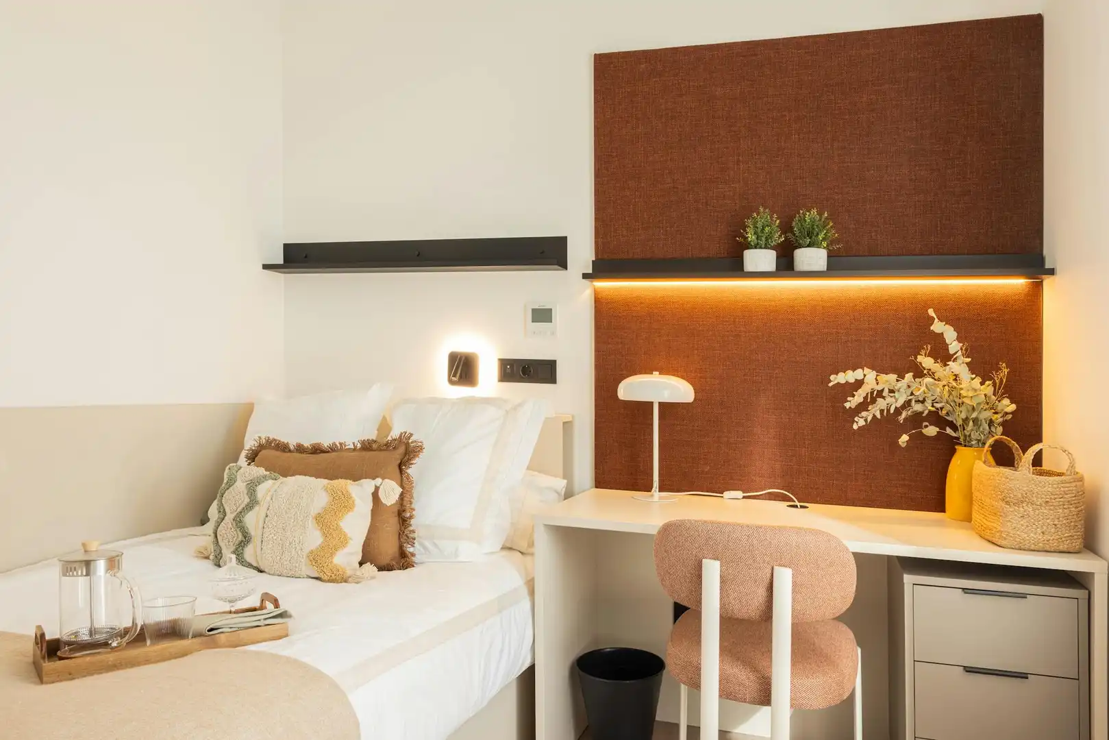Schlafzimmer von Gebäude zur Miete in Madrid