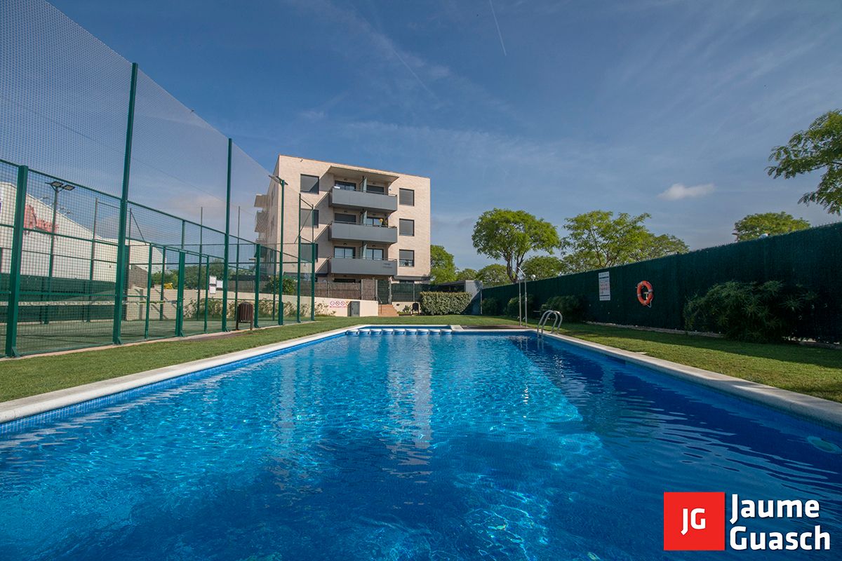 Swimming pool of Flat for sale in Torredembarra  with Heating, Storage room and Balcony