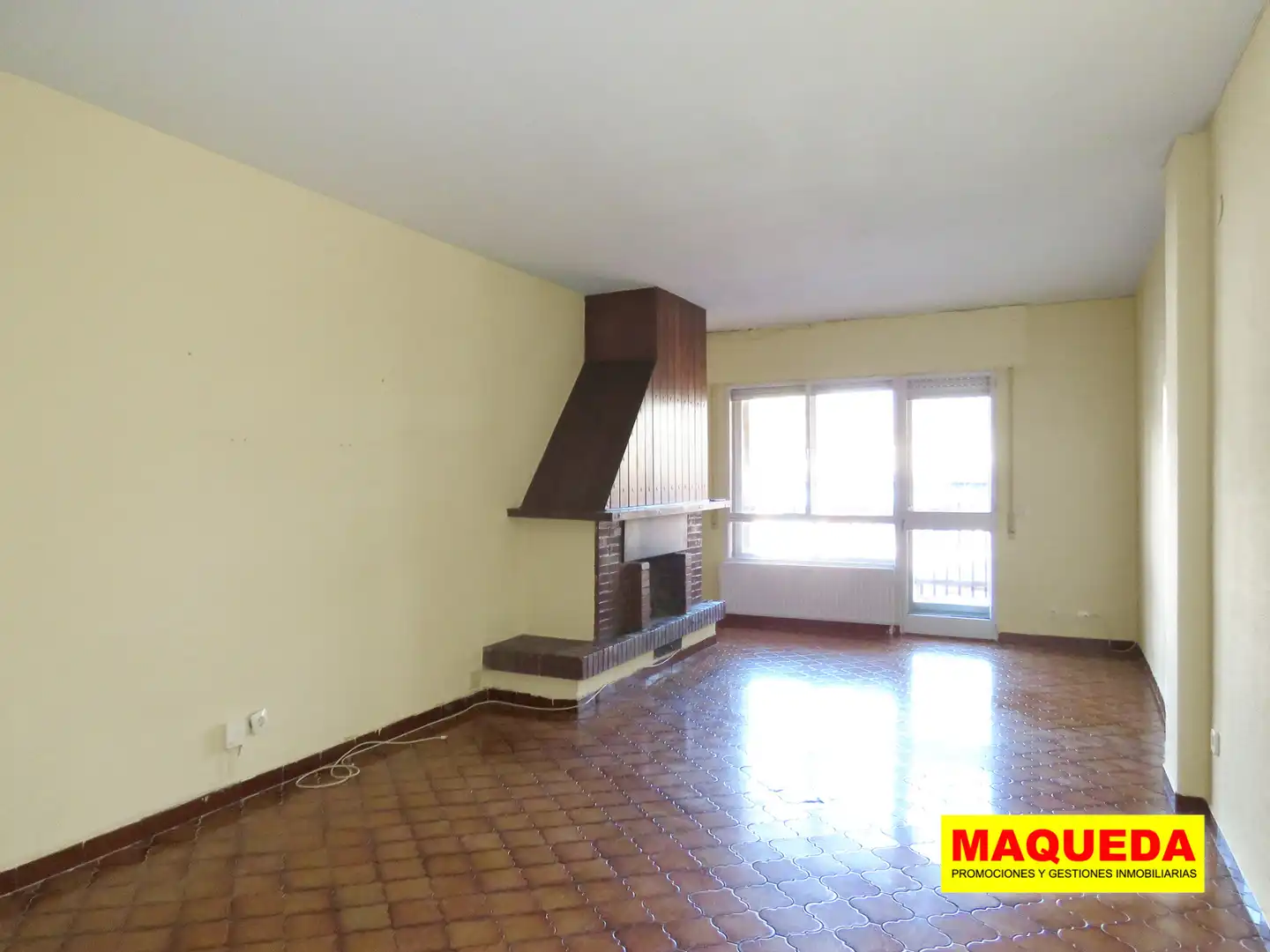 Sala d'estar de Pis en venda en Guadarrama amb Calefacció, Terrassa i Traster