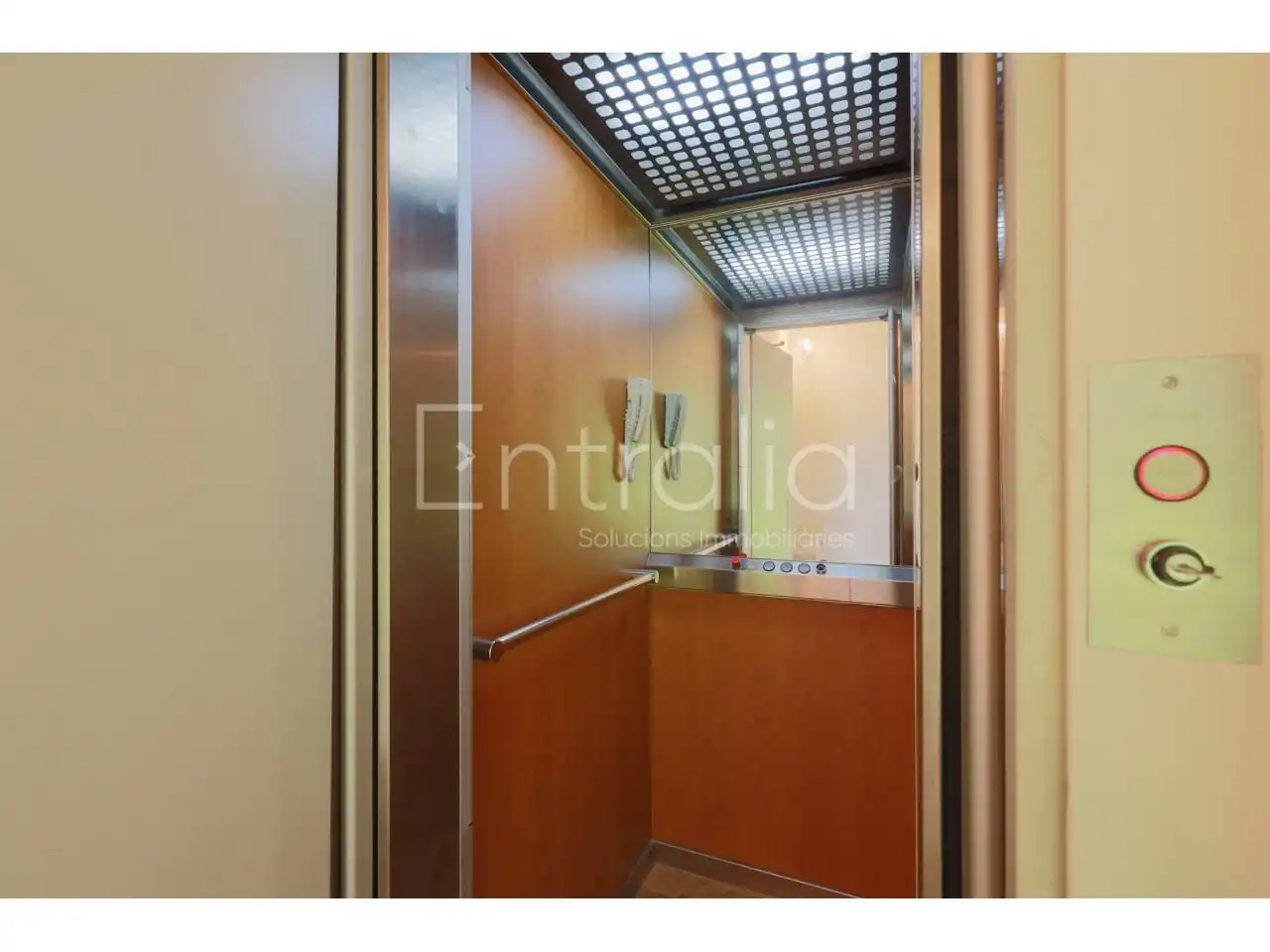 Houses for sale in Cervià de Ter  with Air Conditioner, Heating and Private garden