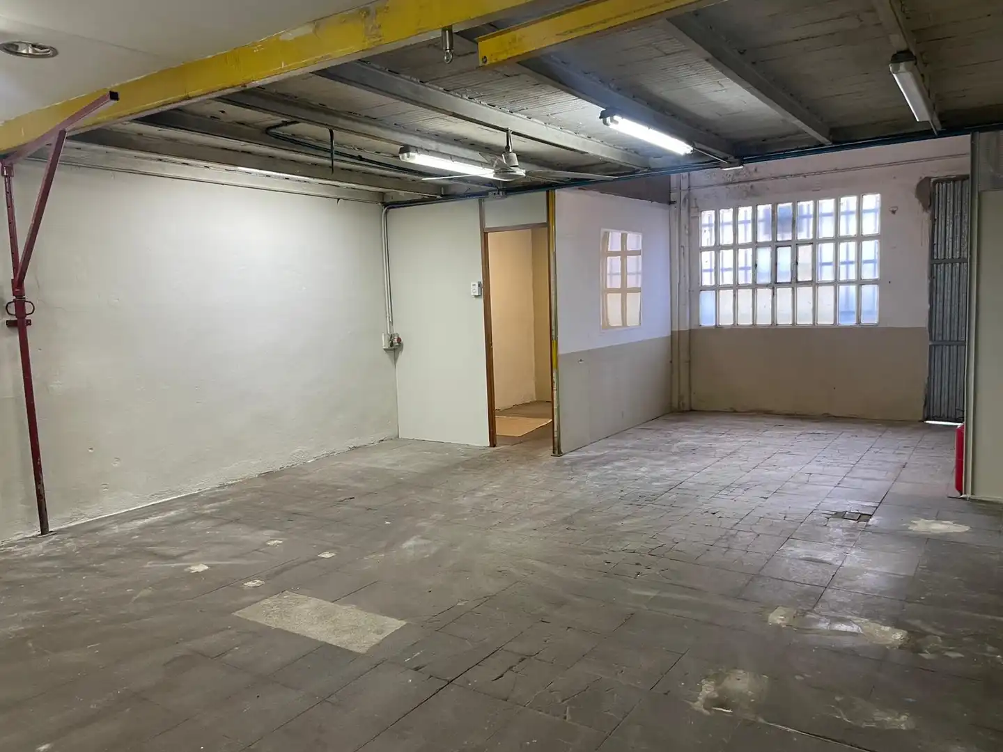 Nave industrial de alquiler en Sabadell