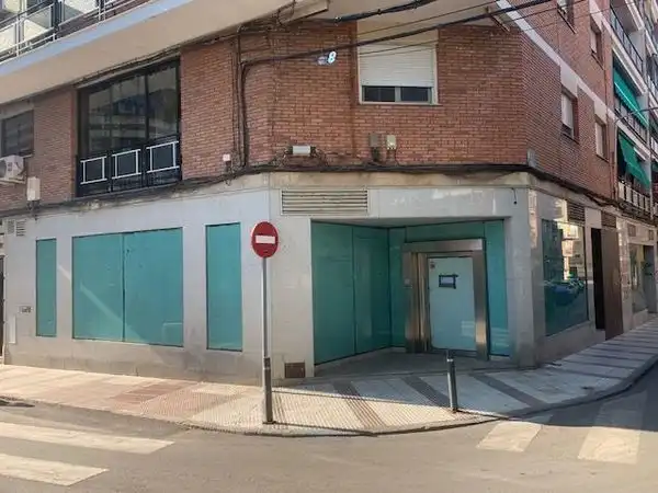 Gewerbefläche zur Miete in Plaza Constitución 10