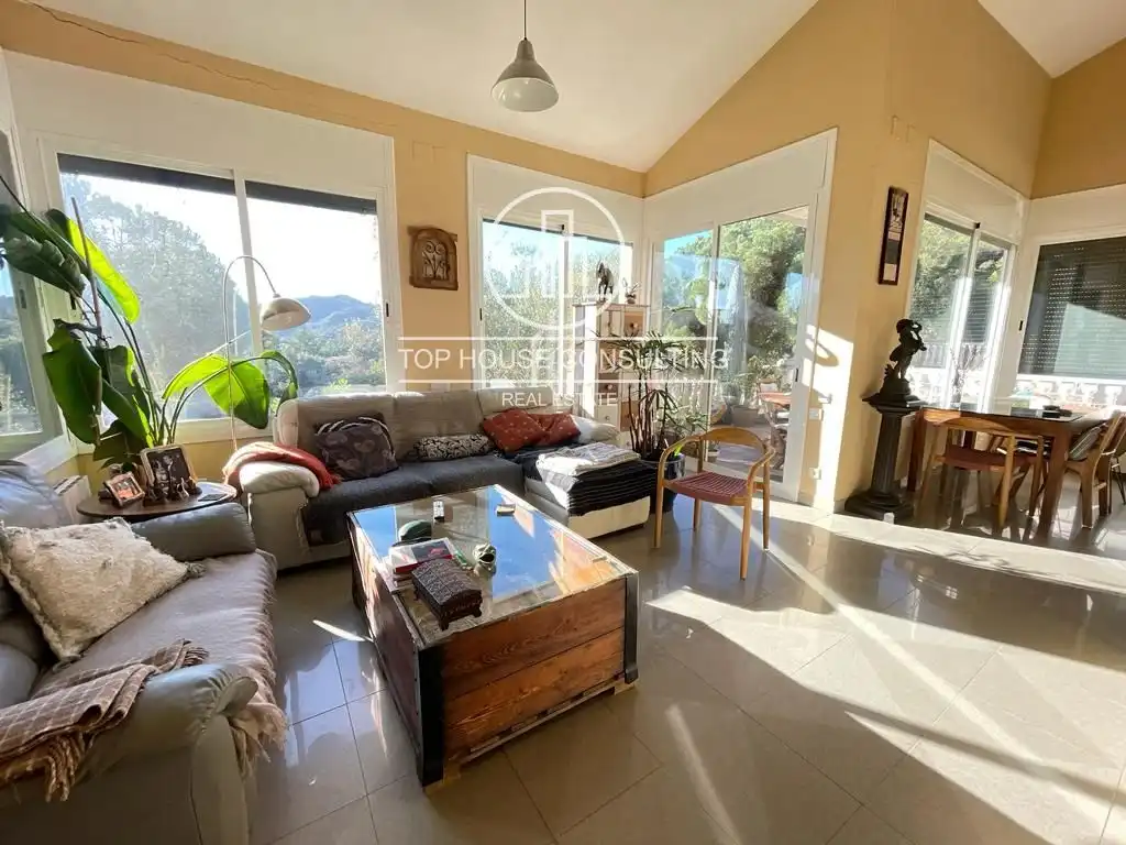Sala de estar de Casa o chalet en venta en Òrrius con Aire acondicionado, Calefacción y Terraza