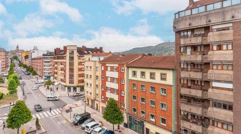 Foto 2 de Apartamento en venta en Avenida Torrelavega, 58, Fozaneldi - Tenderina, Oviedo