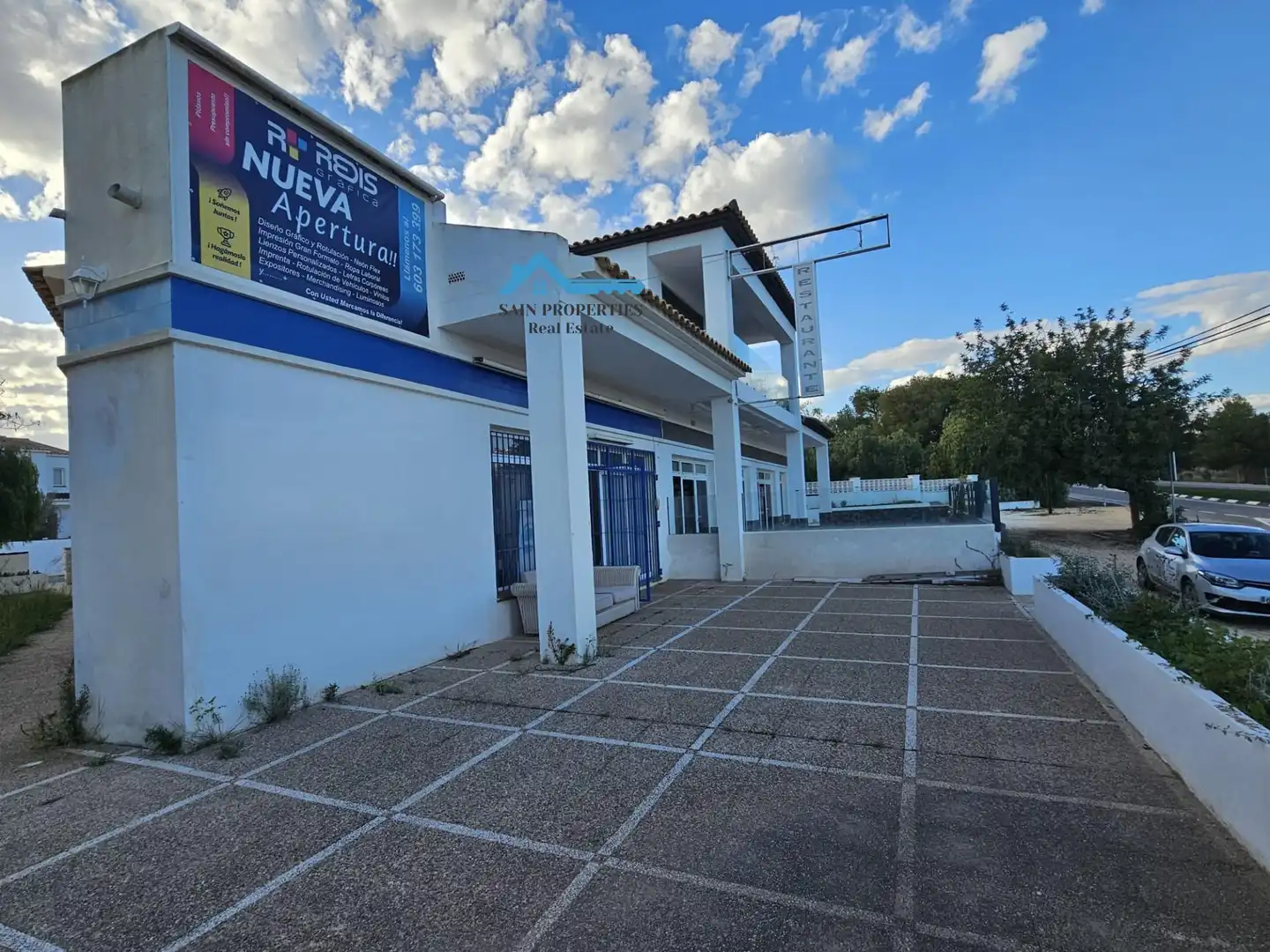 Vista exterior de Local en venta en La Nucia con Terraza